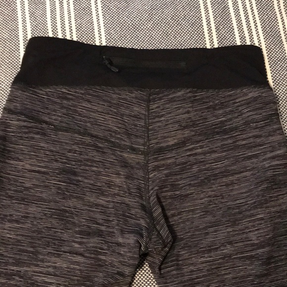 Lululemon tulip hem pants - Picture 4 of 8